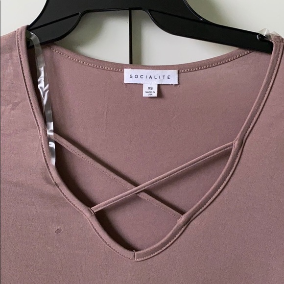 cross cross neck t shirt dress in Mauve - Picture 2 of 2